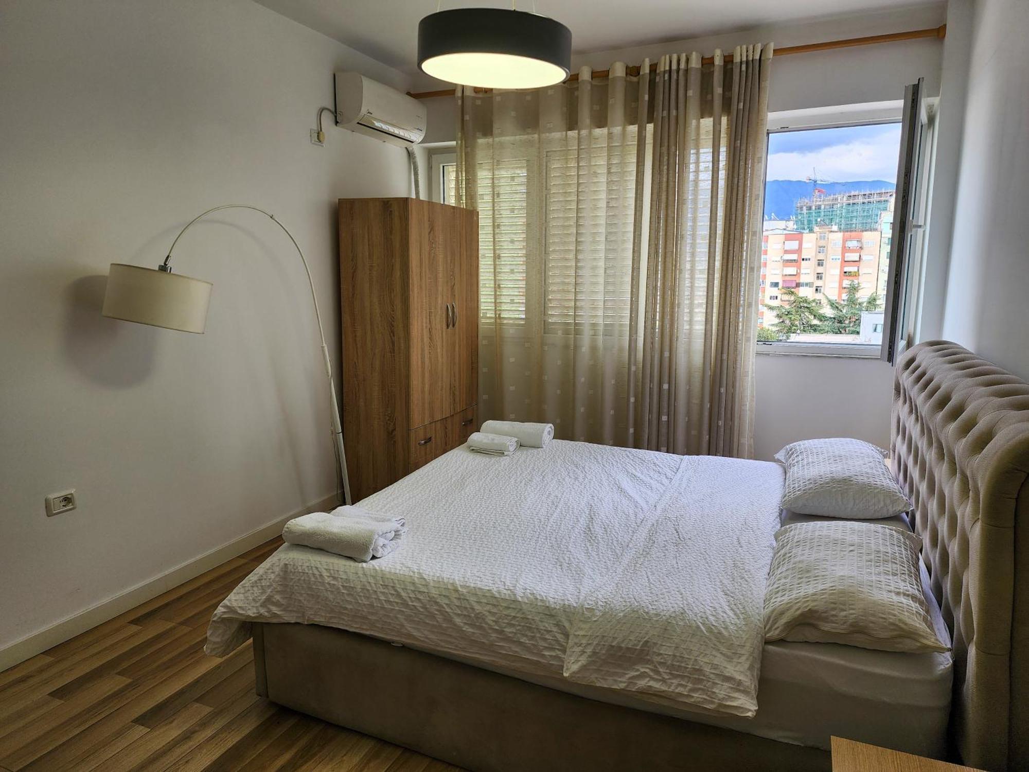 2E Apartment Myslym Shyri Tirana Exterior foto