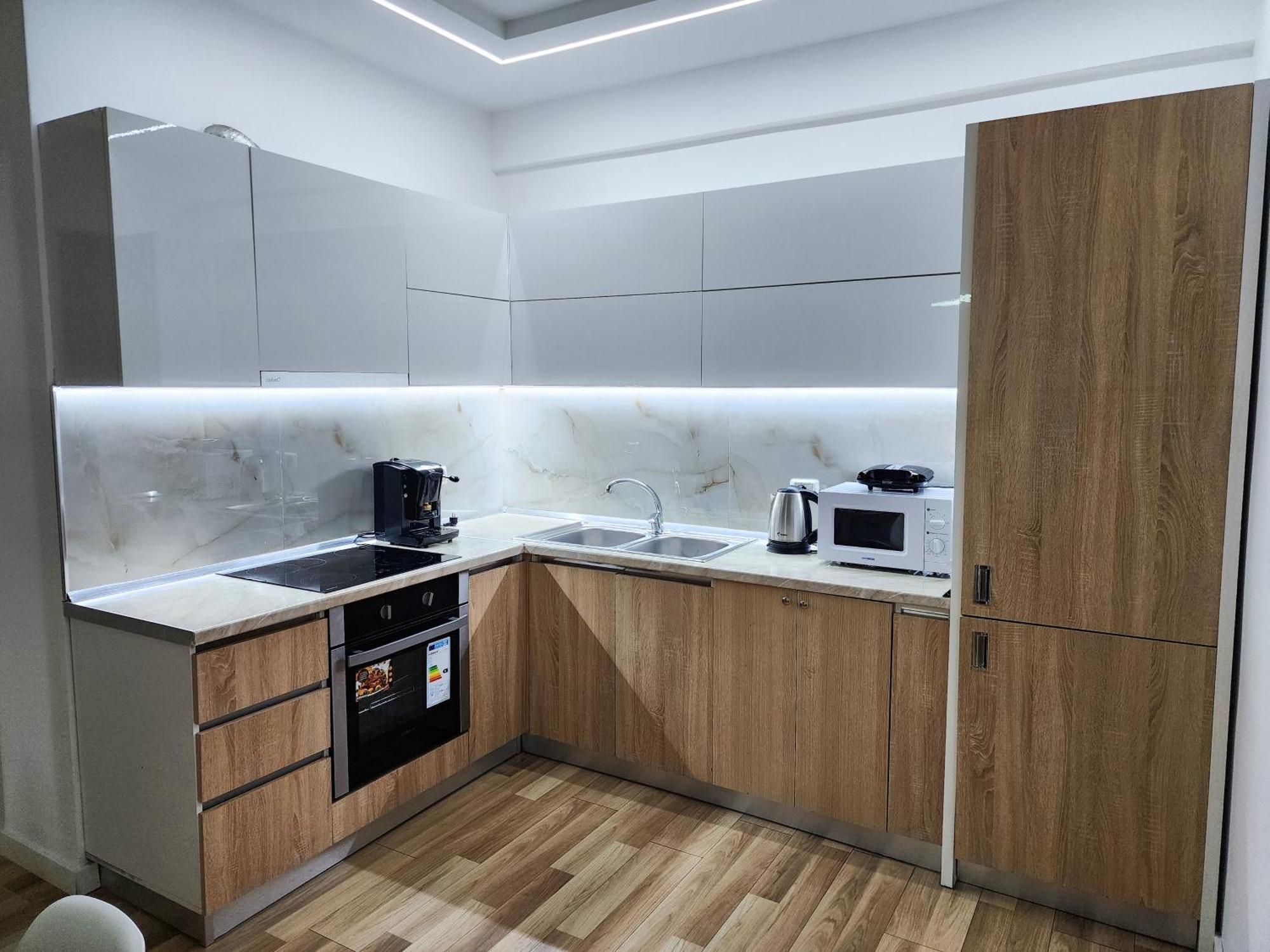 2E Apartment Myslym Shyri Tirana Exterior foto